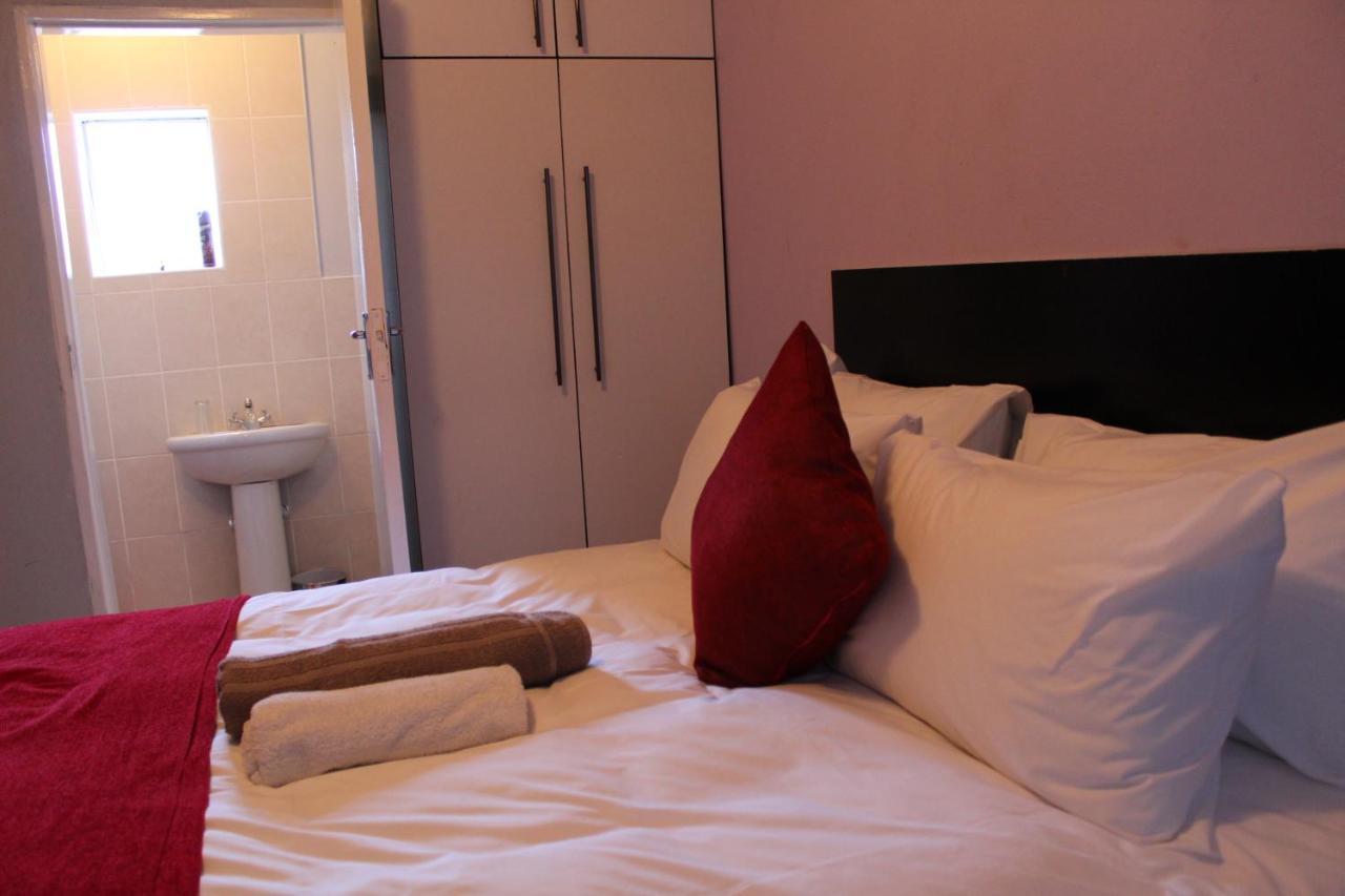 Davilla Guest House Mazenod Ngoại thất bức ảnh